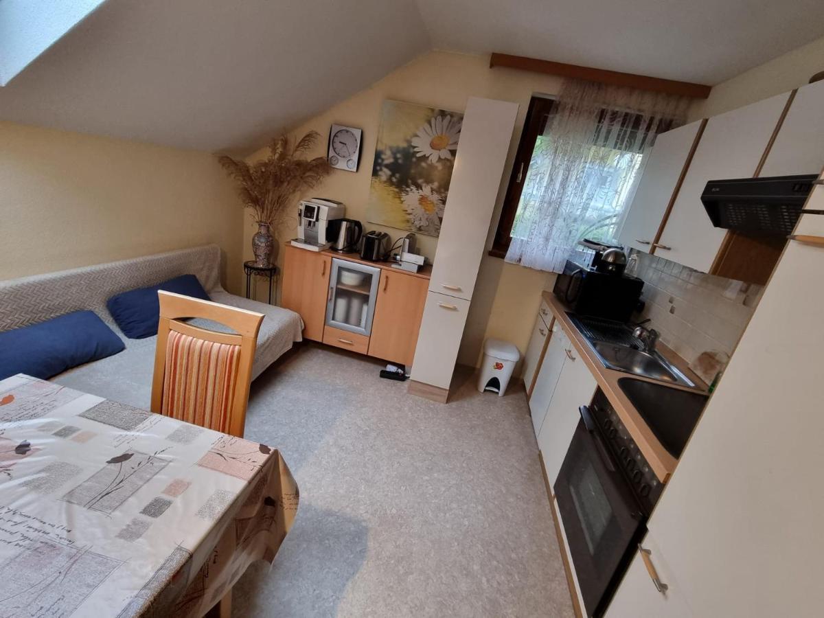 Haus Flora - Ferienwohnung Bodensdorf Buitenkant foto